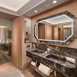 The One Gl Hotel 5*
