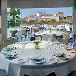 The One Gl Hotel