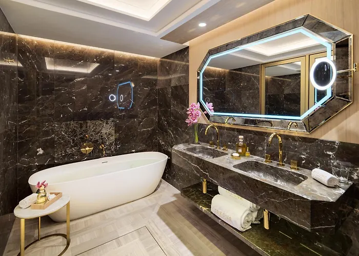 Hotel The One Gl 5*