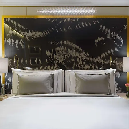 Otel The One Gl 5*