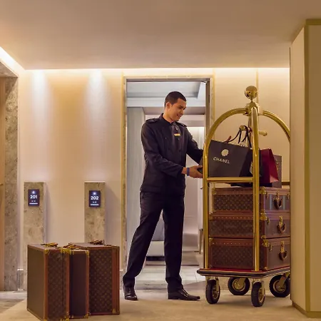 The One Gl Hotel