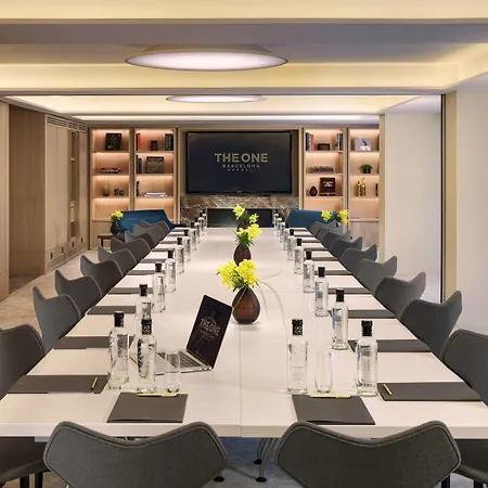 The One Gl Hotel