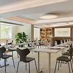 Hotel The One Gl
