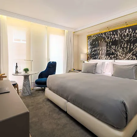 The One Gl Otel